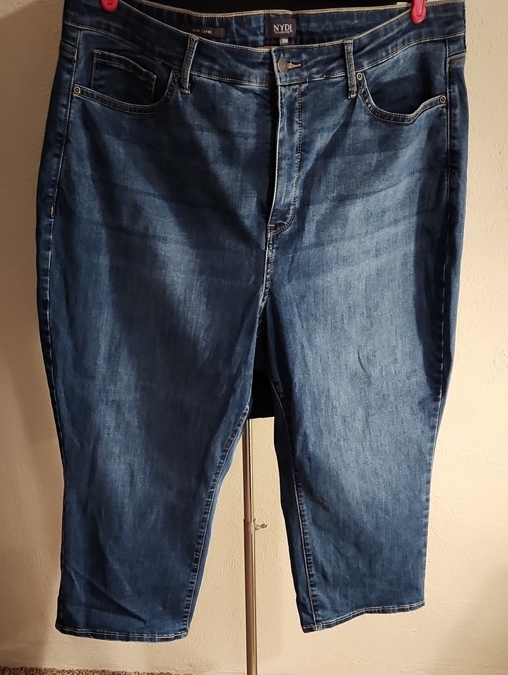 NYDJ Women's Rockford Joni Capri 20W